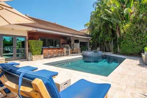 Villa ou maison à vendre à North Miami Beach, Floride: 5 chambres, 315.68 m2 № 1969043 - photo 23