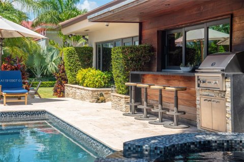 Villa ou maison à vendre à North Miami Beach, Floride: 5 chambres, 315.68 m2 № 1969043 - photo 22