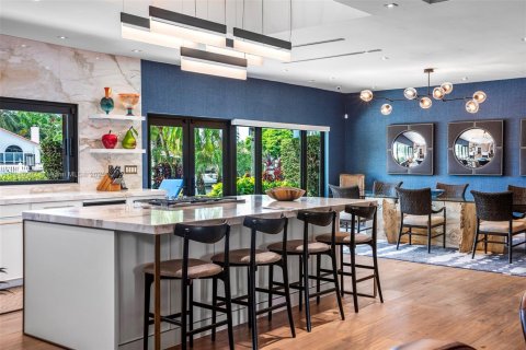 Villa ou maison à vendre à North Miami Beach, Floride: 5 chambres, 315.68 m2 № 1969043 - photo 3