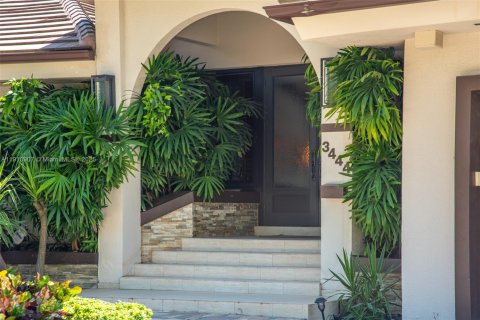 Villa ou maison à vendre à North Miami Beach, Floride: 5 chambres, 315.68 m2 № 1969043 - photo 25