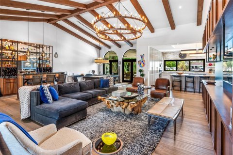 Villa ou maison à vendre à North Miami Beach, Floride: 5 chambres, 315.68 m2 № 1969043 - photo 17