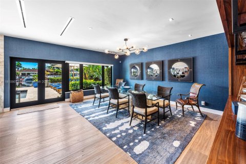 Villa ou maison à vendre à North Miami Beach, Floride: 5 chambres, 315.68 m2 № 1969043 - photo 15