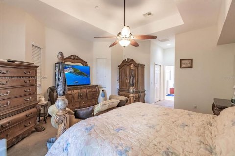Villa ou maison à vendre à St. Lucie, Floride: 3 chambres, 168.8 m2 № 1885880 - photo 13