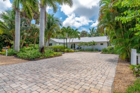 House in Stuart, Florida 3 bedrooms, 189.06 sq.m. № 2177606 - photo 21