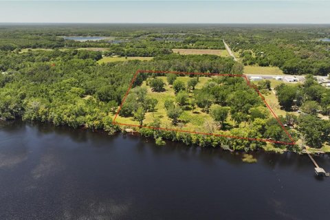 Land in Crescent City, Florida № 1653456 - photo 1