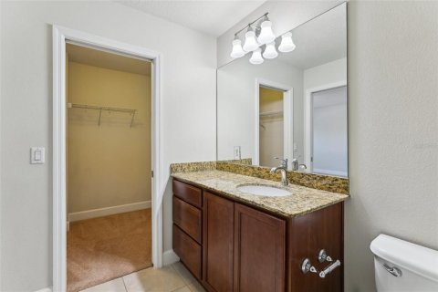 Townhouse in Orlando, Florida 3 bedrooms, 170.01 sq.m. № 1723678 - photo 24