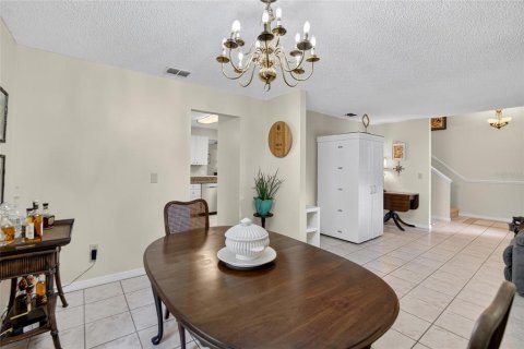 House in Brandon, Florida 4 bedrooms, 201.41 sq.m. № 1845182 - photo 15