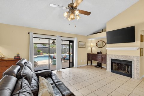 House in Brandon, Florida 4 bedrooms, 201.41 sq.m. № 1845182 - photo 22