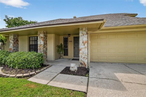House in Brandon, Florida 4 bedrooms, 201.41 sq.m. № 1845182 - photo 5