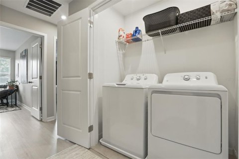 Adosado en venta en Clermont, Florida, 3 dormitorios, 135.92 m2 № 1899944 - foto 20