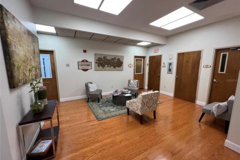 Immobilier commercial à louer à Tampa, Floride: 2194.44 m2 № 829268 - photo 22