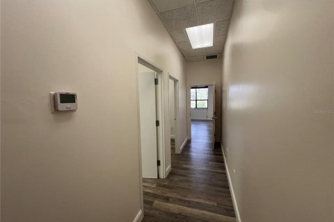 Immobilier commercial à louer à Tampa, Floride: 2194.44 m2 № 829268 - photo 21
