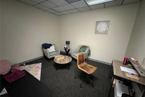Immobilier commercial à louer à Tampa, Floride: 2194.44 m2 № 829268 - photo 24