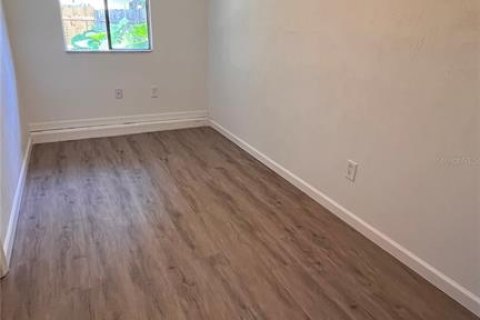 Apartamento en alquiler en Holly Hill, Florida, 3 dormitorios, 92.9 m2 № 1838522 - foto 9