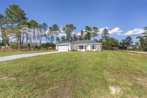 House in Ocala, Florida 3 bedrooms, 146.41 sq.m. № 2119443 - photo 3