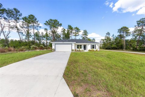 House in Ocala, Florida 3 bedrooms, 146.41 sq.m. № 2119443 - photo 2