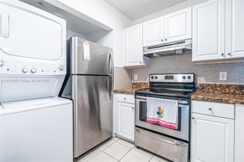 Copropriété à louer à Dania Beach, Floride: 2 chambres, 94.76 m2 № 1896287 - photo 14