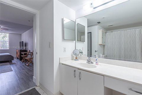 Copropriété à louer à Dania Beach, Floride: 2 chambres, 94.76 m2 № 1896287 - photo 9