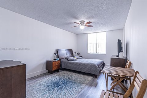 Copropriété à louer à Dania Beach, Floride: 2 chambres, 94.76 m2 № 1896287 - photo 10