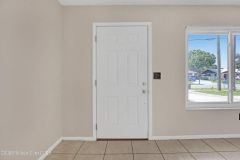 Villa ou maison à vendre à Palm Bay, Floride: 3 chambres, 109.25 m2 № 2298317 - photo 5