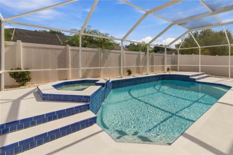 Villa ou maison à vendre à Valrico, Floride: 4 chambres, 193.52 m2 № 2408948 - photo 2