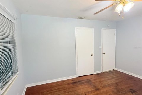 House in Saint Petersburg, Florida 2 bedrooms, 83.61 sq.m. № 2217417 - photo 13