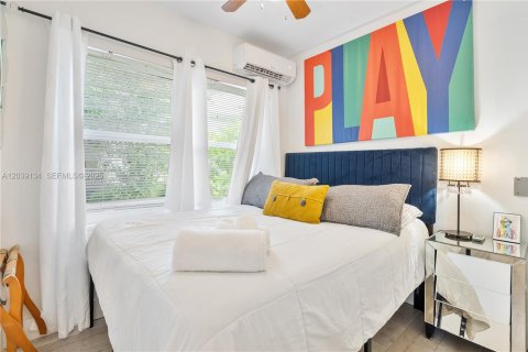 Appartement à louer à Miami, Floride: 2 chambres, 260.68 m2 № 2089436 - photo 21