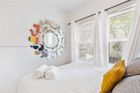 Appartement à louer à Miami, Floride: 2 chambres, 260.68 m2 № 2089436 - photo 22