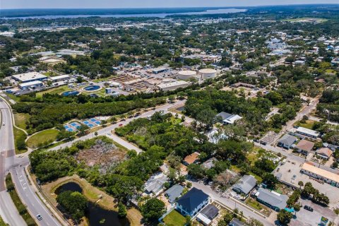 House in Tarpon Springs, Florida 3 bedrooms, 165.46 sq.m. № 1744576 - photo 22