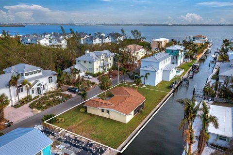 House in Longboat Key, Florida 2 bedrooms, 115.38 sq.m. № 1649949 - photo 22