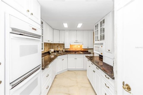 Villa ou maison à vendre à Titusville, Floride: 7 chambres, 623.56 m2 № 2122076 - photo 9