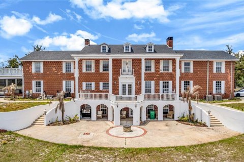 Villa ou maison à vendre à Titusville, Floride: 7 chambres, 623.56 m2 № 2122076 - photo 3