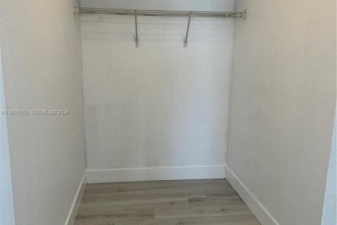 Купить кондоминиум в Майами, Флорида 2 спальни, 91.42м2, № 2011589 - фото 30