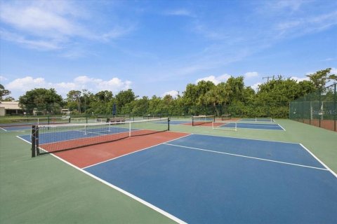 Condo in Bradenton, Florida, 2 bedrooms  № 2379023 - photo 26