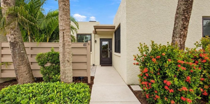 Condo in Bradenton, Florida, 2 bedrooms  № 2379023