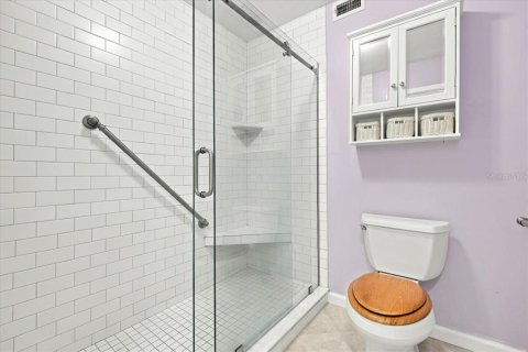 Condo in Bradenton, Florida, 2 bedrooms  № 2379023 - photo 15