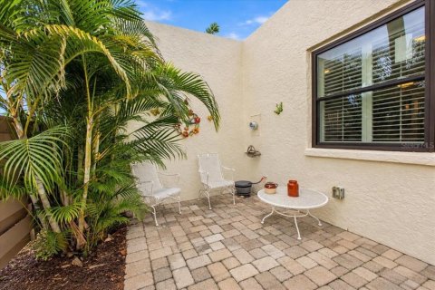 Condo in Bradenton, Florida, 2 bedrooms  № 2379023 - photo 2