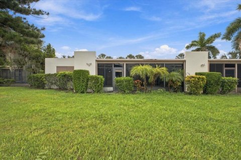 Condo in Bradenton, Florida, 2 bedrooms  № 2379023 - photo 23