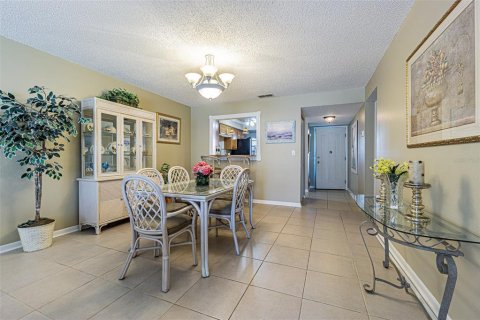 Condominio en alquiler en Belleair, Florida, 2 dormitorios, 99.22 m2 № 1818015 - foto 6