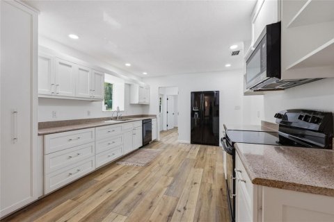 Villa ou maison à vendre à Micanopy, Floride: 2 chambres, 200.95 m2 № 2130061 - photo 12