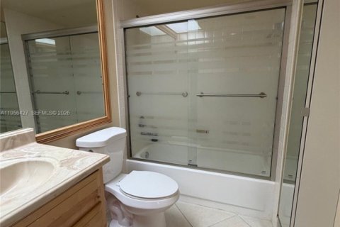 Купить кондоминиум в Пемброк-Пайнс, Флорида 2 спальни, 110.74м2, № 2012058 - фото 13