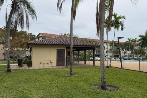 Купить кондоминиум в Пемброк-Пайнс, Флорида 2 спальни, 110.74м2, № 2012058 - фото 28