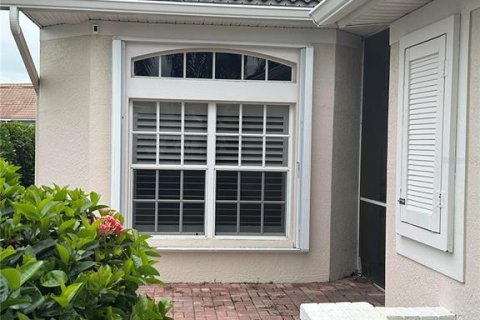 House in Fort Myers, Florida 2 bedrooms, 126.07 sq.m. № 1827854 - photo 3
