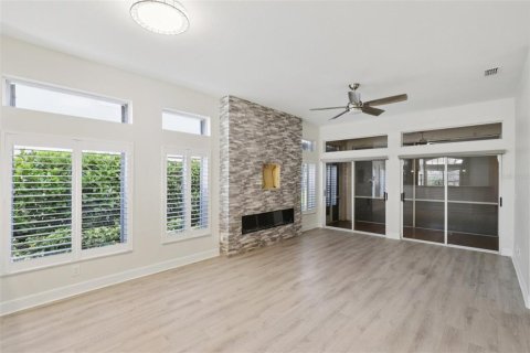 House in Fort Myers, Florida 2 bedrooms, 126.07 sq.m. № 1827854 - photo 8