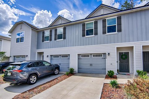 Townhouse in Newberry, Florida 3 bedrooms, 151.9 sq.m. № 1719665 - photo 3