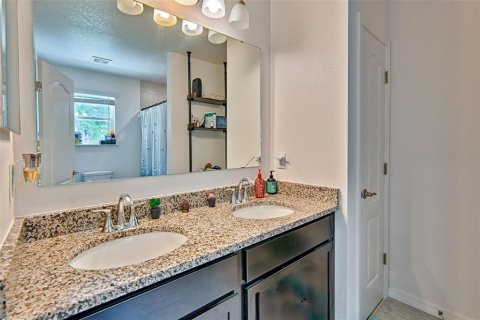Townhouse in Newberry, Florida 3 bedrooms, 151.9 sq.m. № 1719665 - photo 17