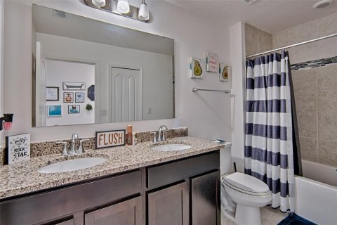 Townhouse in Newberry, Florida 3 bedrooms, 151.9 sq.m. № 1719665 - photo 21