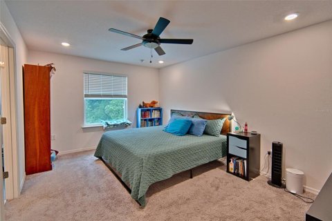 Townhouse in Newberry, Florida 3 bedrooms, 151.9 sq.m. № 1719665 - photo 15