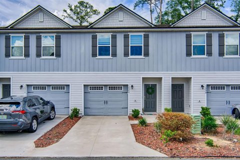 Townhouse in Newberry, Florida 3 bedrooms, 151.9 sq.m. № 1719665 - photo 1