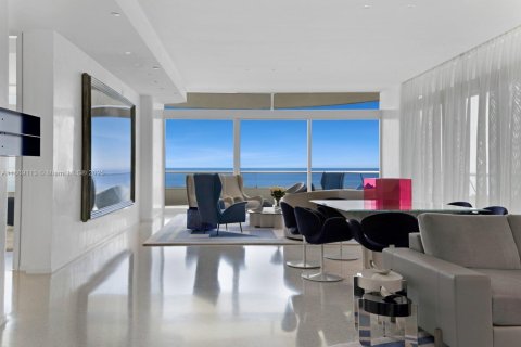 Condominio en venta en Miami Beach, Florida, 4 dormitorios, 386.94 m2 № 1926274 - foto 5